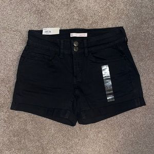 Black low rise midi shorts
